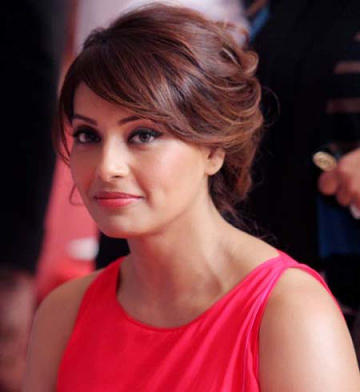 Bipasha ready to experiment